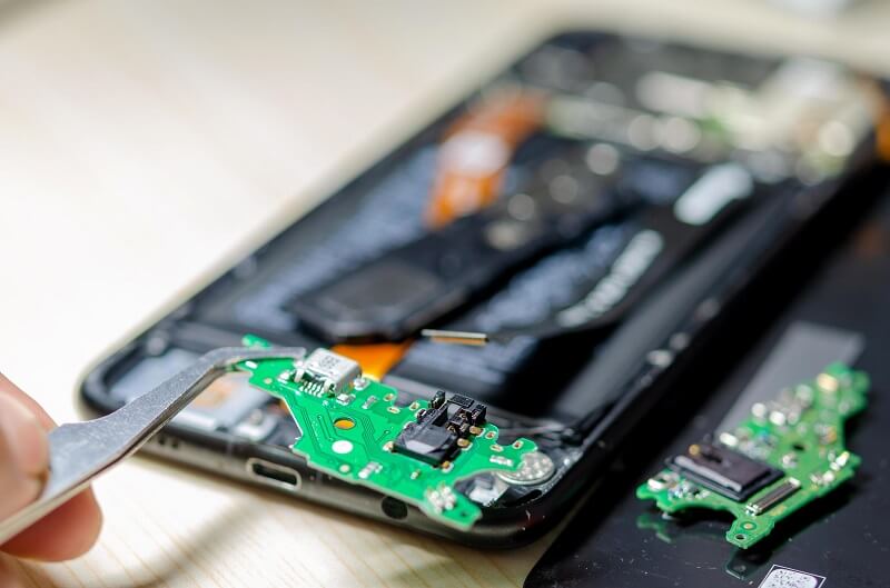 Mobile Phone Repair: What You Can Fix Your Smartphone